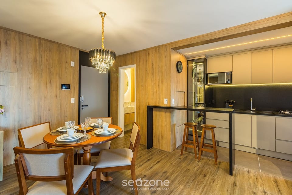 Basic Apartment | Dining