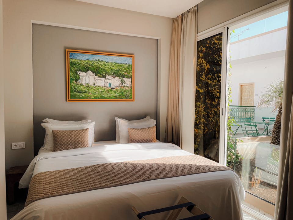 Classic Double Room (Jaafar) | Premium bedding, in-room safe, free WiFi