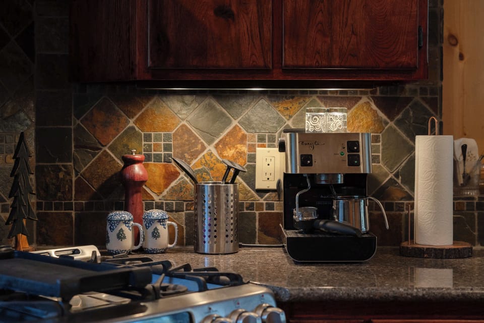 Cabin, Multiple Beds, Patio (Grand Wildlife Lodge) | Private kitchen | Fridge, microwave, oven, stovetop