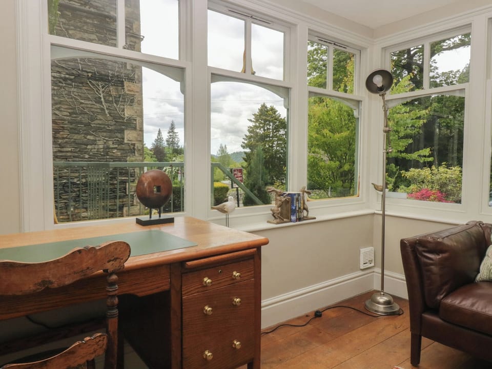 Cottage | Interior