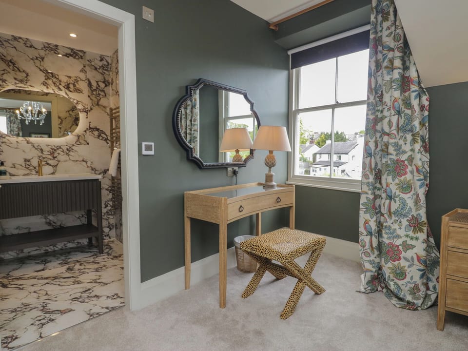 Cottage | Interior