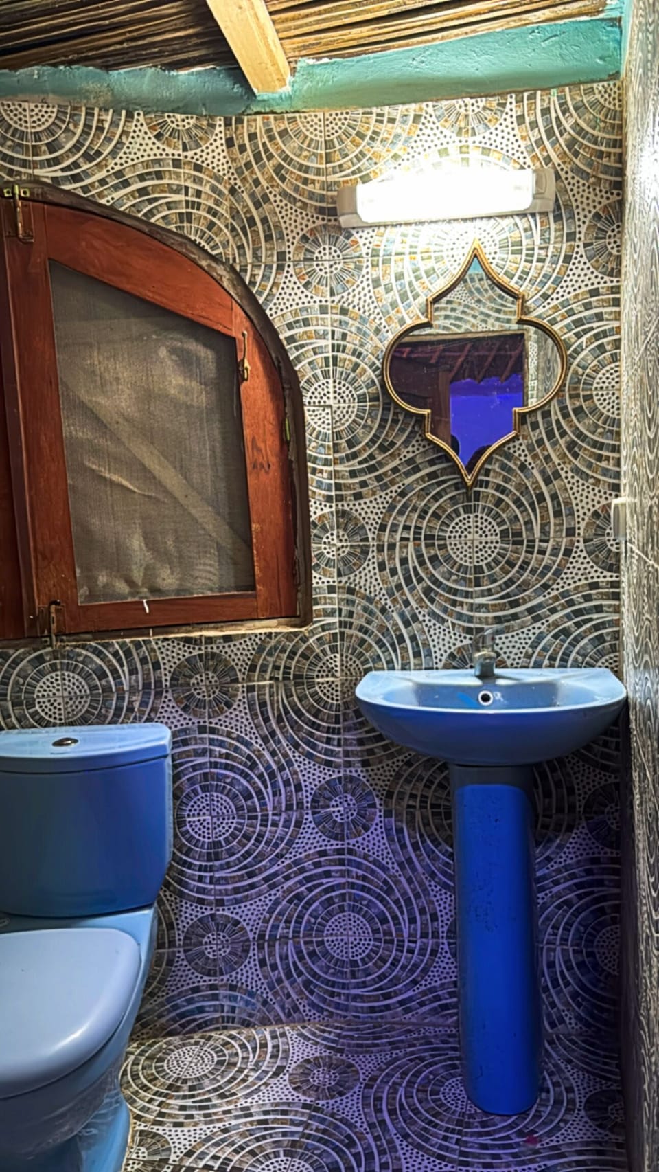 Family Villa, Non Smoking | Bathroom | Separate tub and shower, towels, soap, shampoo