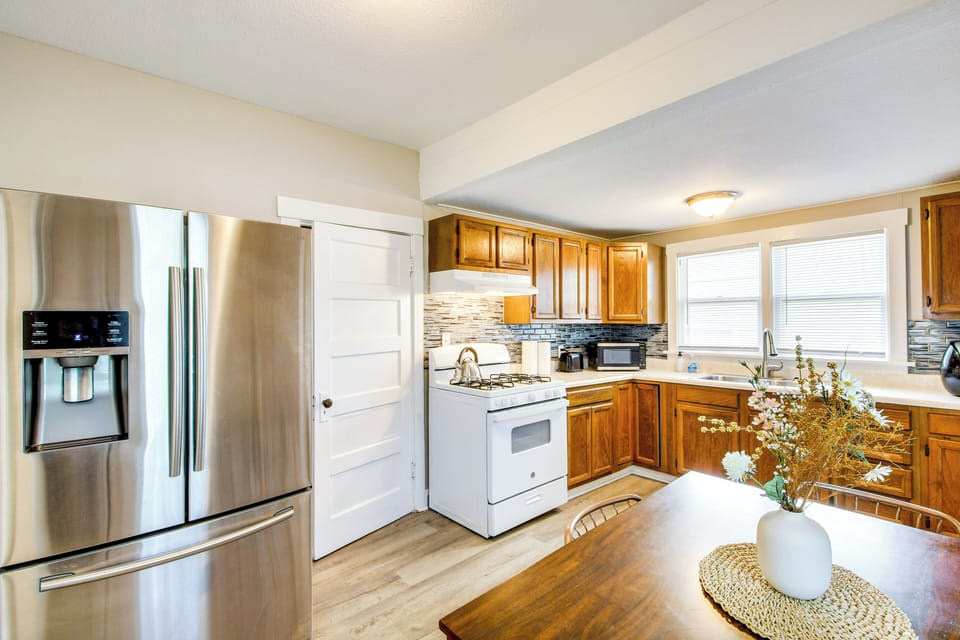 Kitchen | 1st Floor | Drip Coffee Pot | Air Fryer | Toaster