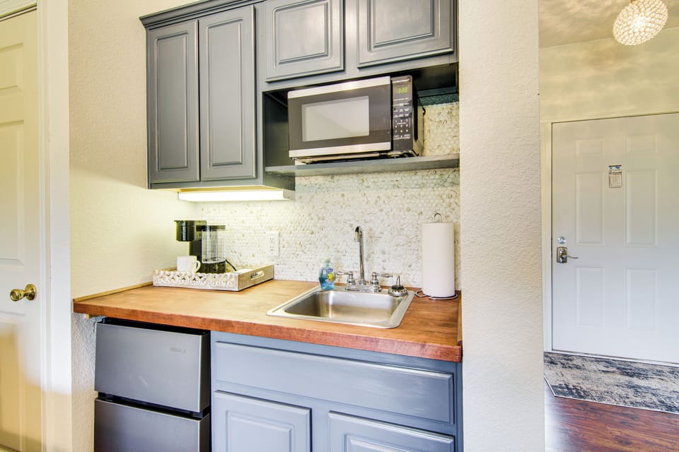 Kitchenette | Keurig Coffee Maker | Mini Fridge | Microwave | Toaster