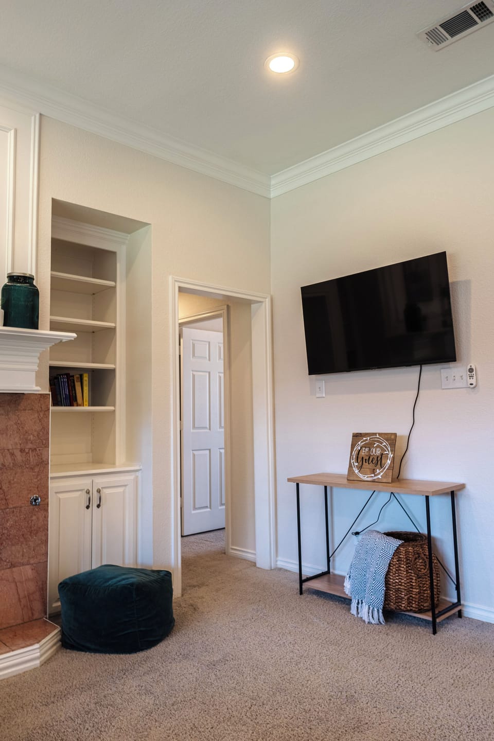 Living room. 