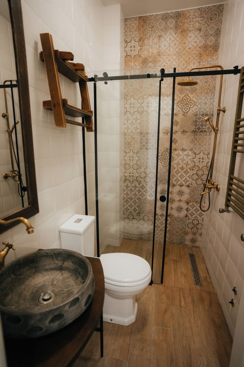 Classic Double Room, Mountain View | Bathroom | Shower, hair dryer, slippers, towels