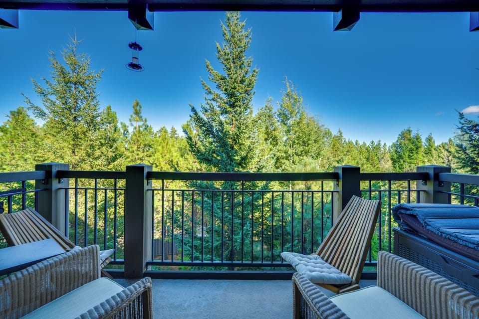 Private Balcony | Outdoor Seating