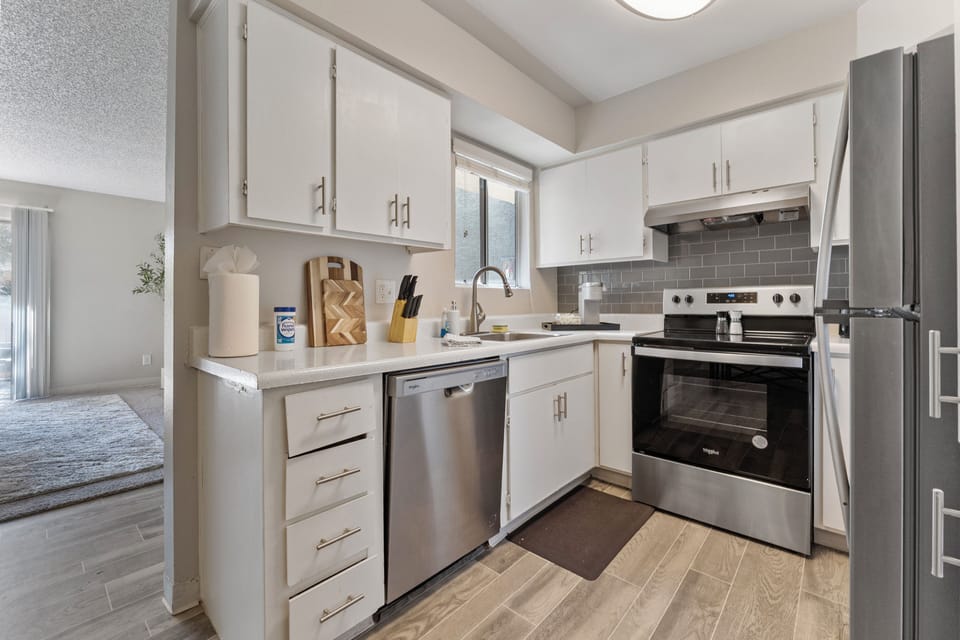 ‍ Open kitchen design for effortless cooking and entertaining