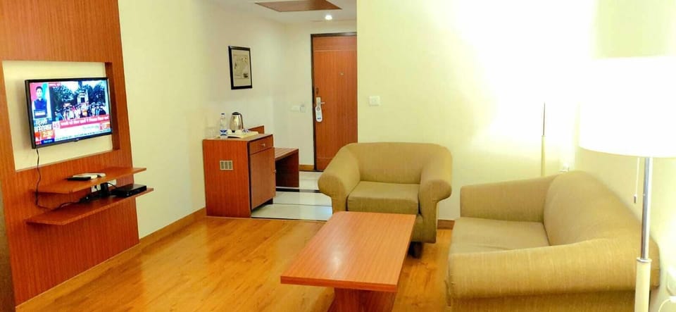 Luxury Suite | Living area