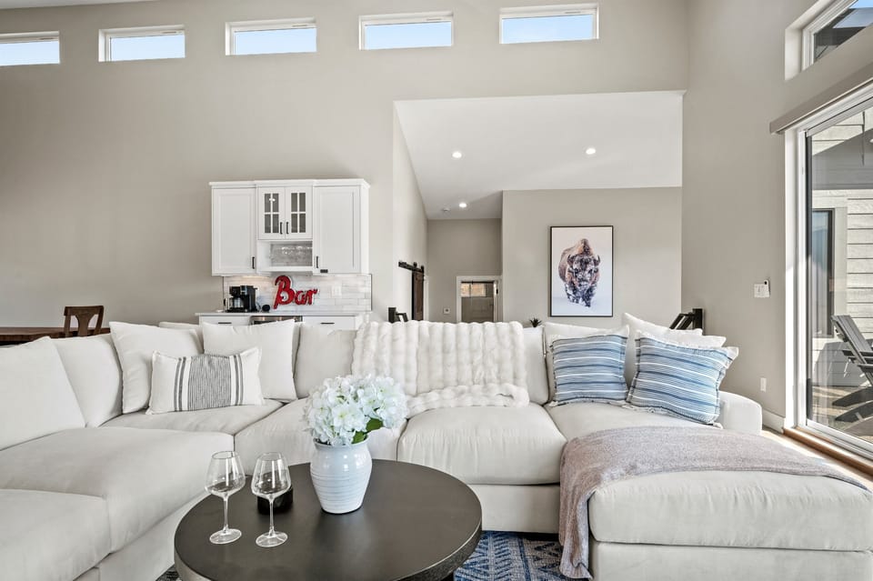 Gather in comfort and share endless conversations on plush, luxurious seating.