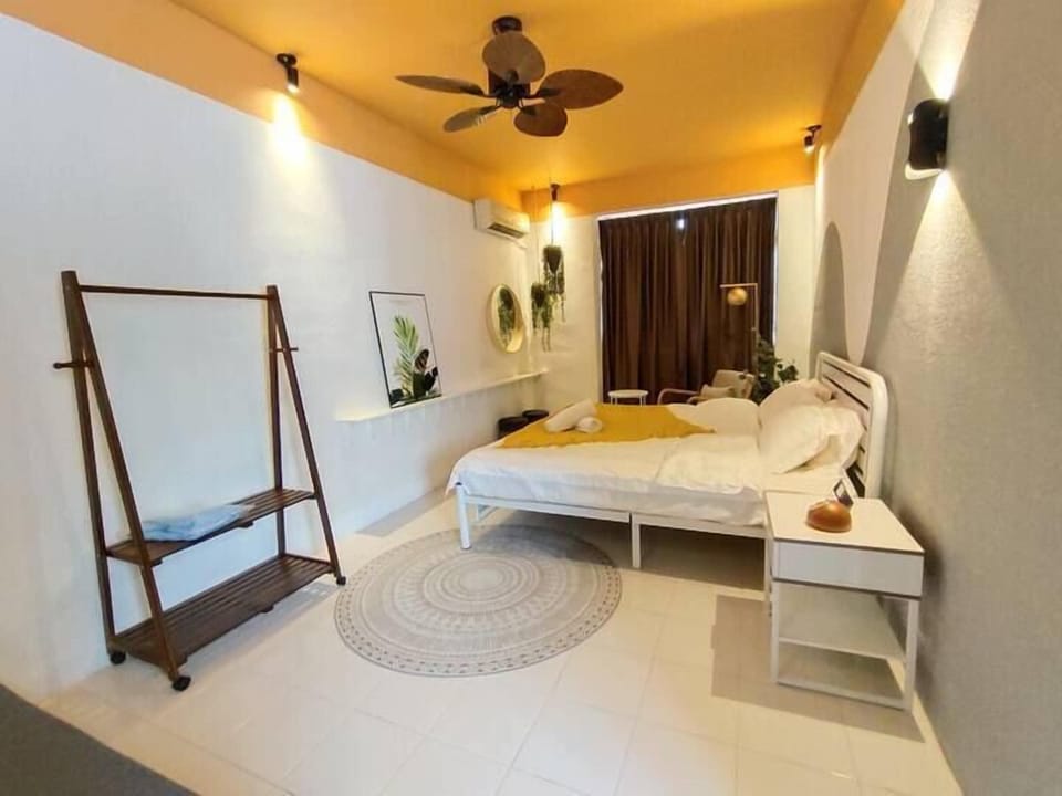 Basic House, Non Smoking | Iron/ironing board, WiFi (free), bed sheets