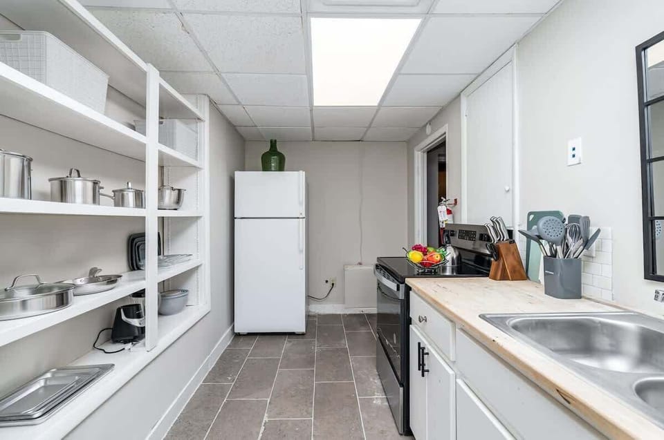 Fully equipped kitchen with open counter space.