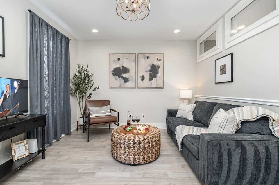 2nd living area featuring a Smart TV and cozy furnishings.