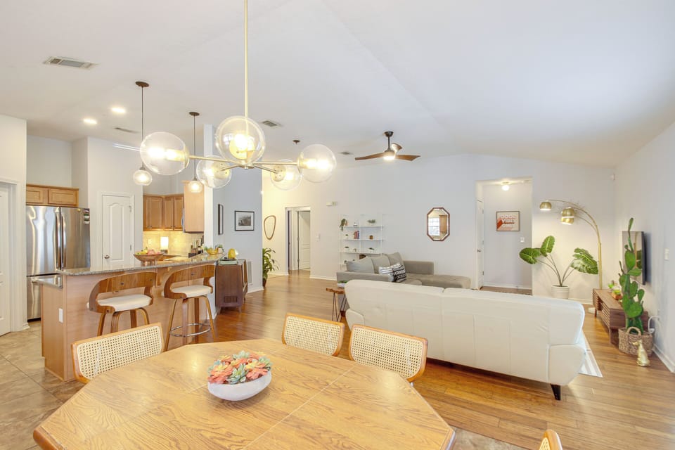 House (3 Bedrooms) | Front of property