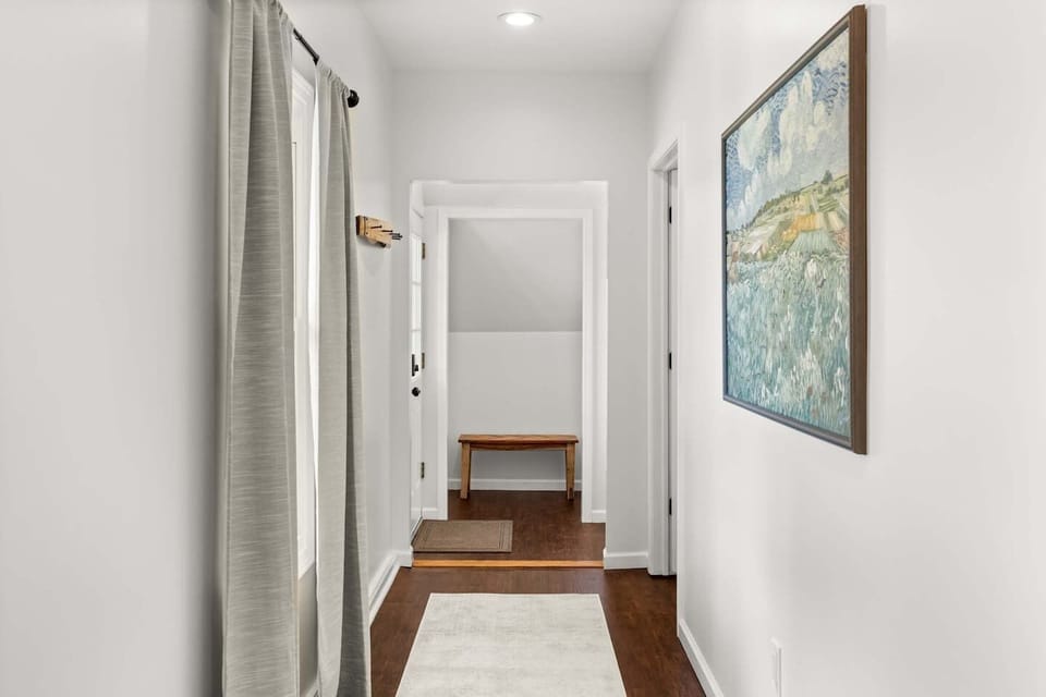 Entrance with Closet bench