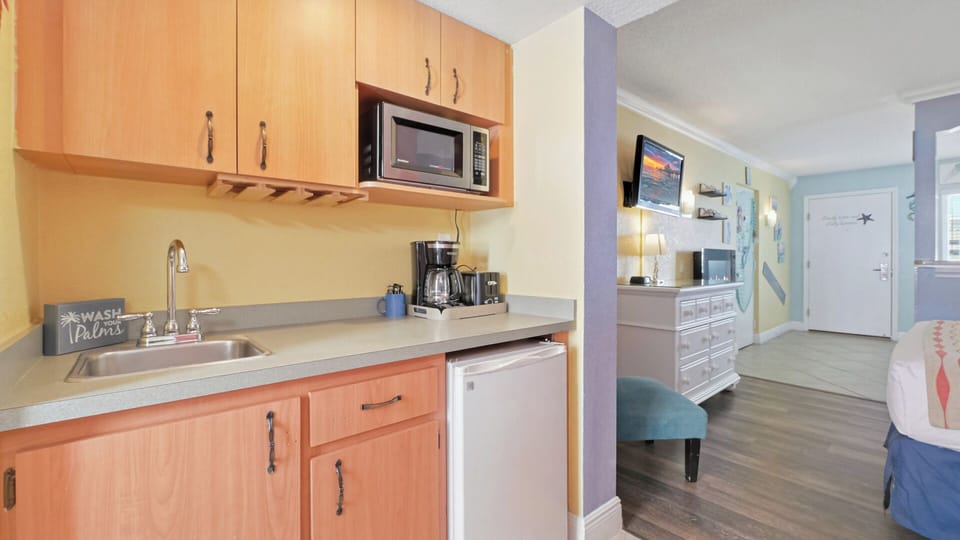 Kitchenette