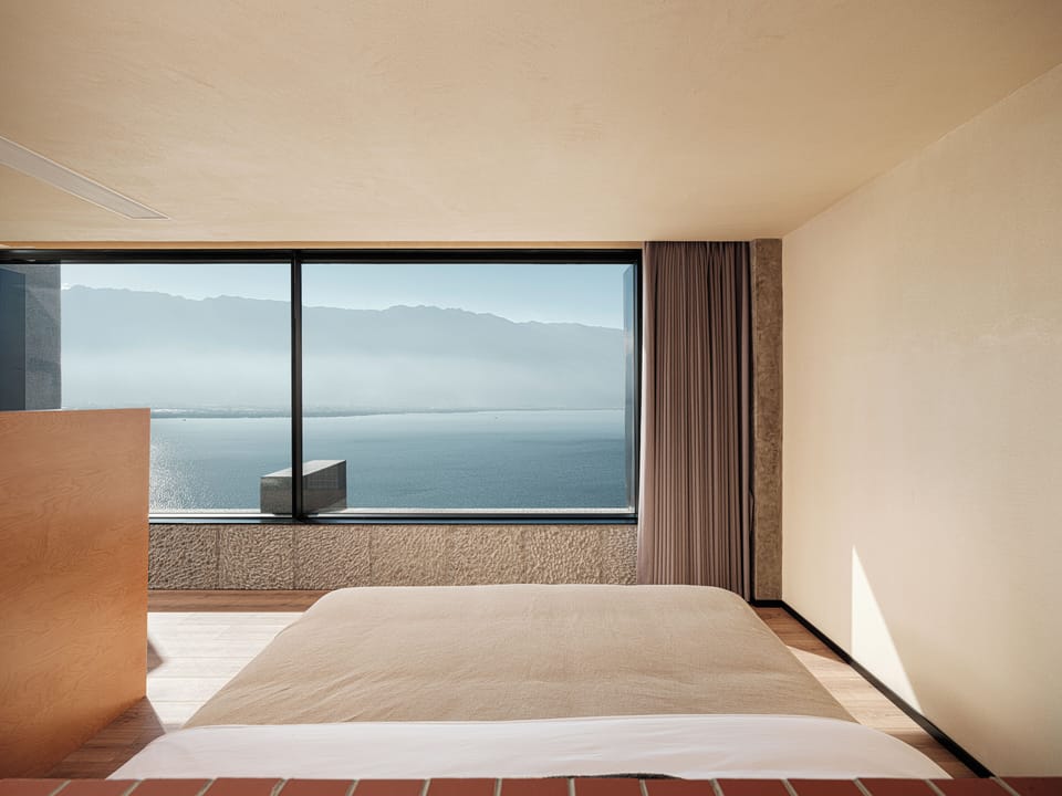 Standard Double Room, 1 King Bed, Sea View | Down comforters, minibar (some free items), laptop workspace