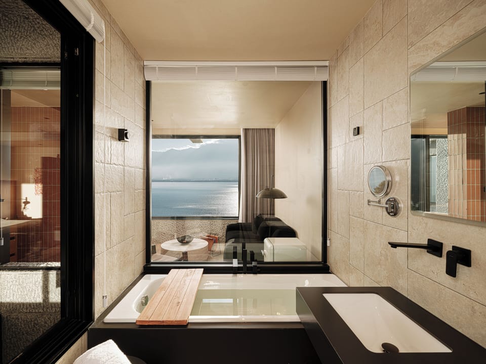 Signature Double Room, 1 King Bed, Sea View | Bathroom | Separate tub and shower, designer toiletries, hair dryer, slippers