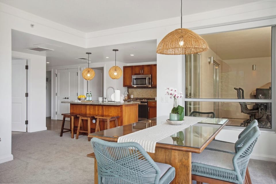 Gather here with family and friends with your cozy tropical kitchen just steps away HKH-236
