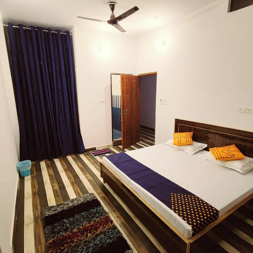 Double Room | Desk, free WiFi