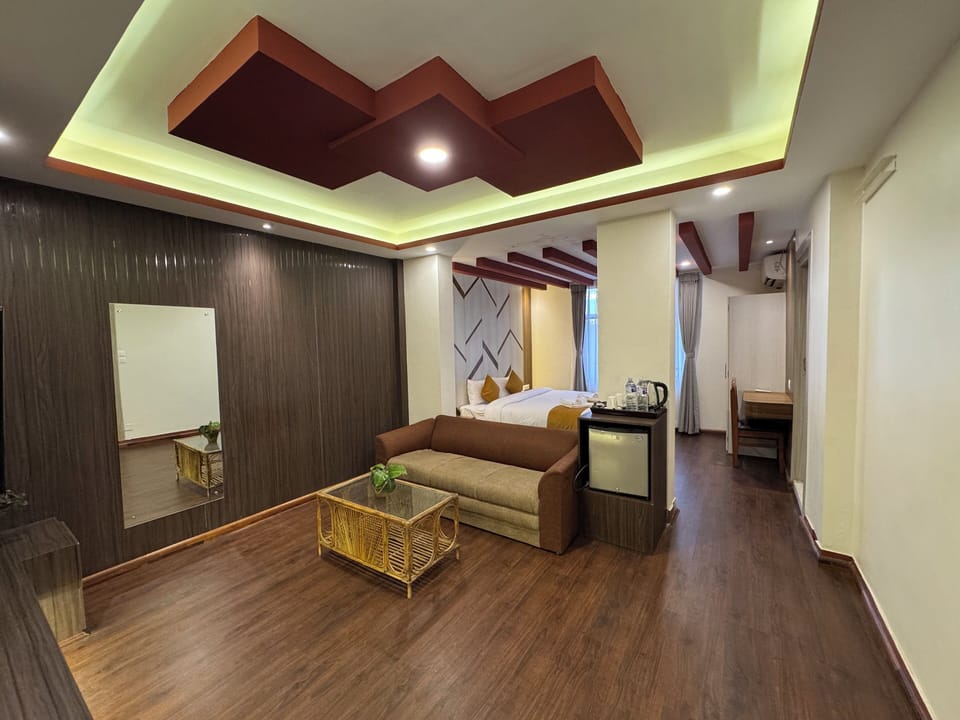 Executive Room | Laptop workspace, soundproofing, free WiFi, bed sheets