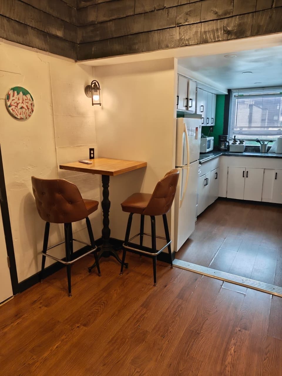 Premier Studio Suite | Dining room