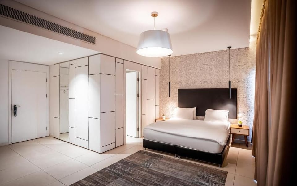 Deluxe Double or Twin Room, Balcony, City View | Desk, free WiFi