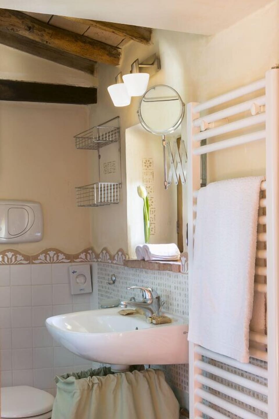 Shower, towels