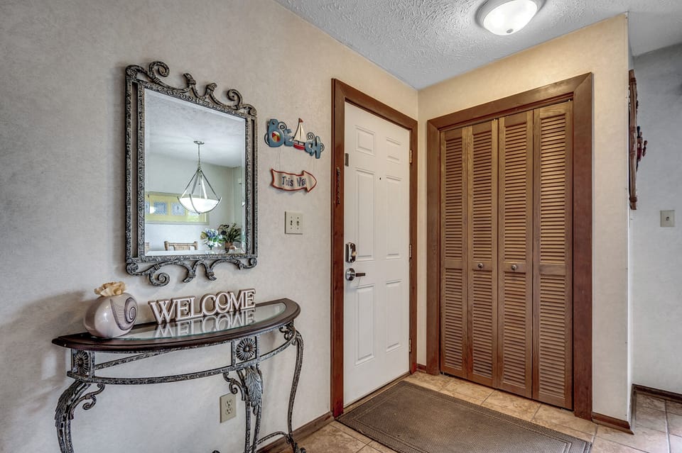 Entry way