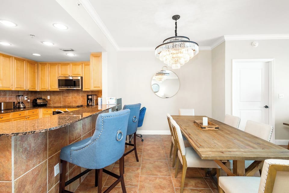 Dining Room 1.3