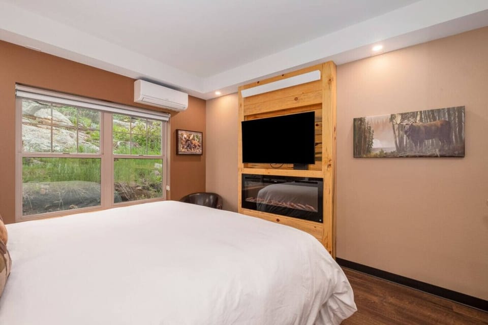 Garden level room. You may see animals grazing out the window!