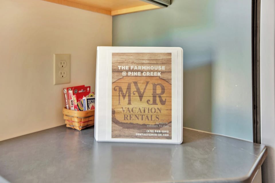 Call MVR Vacation Rentals, Inc. to book your stay 