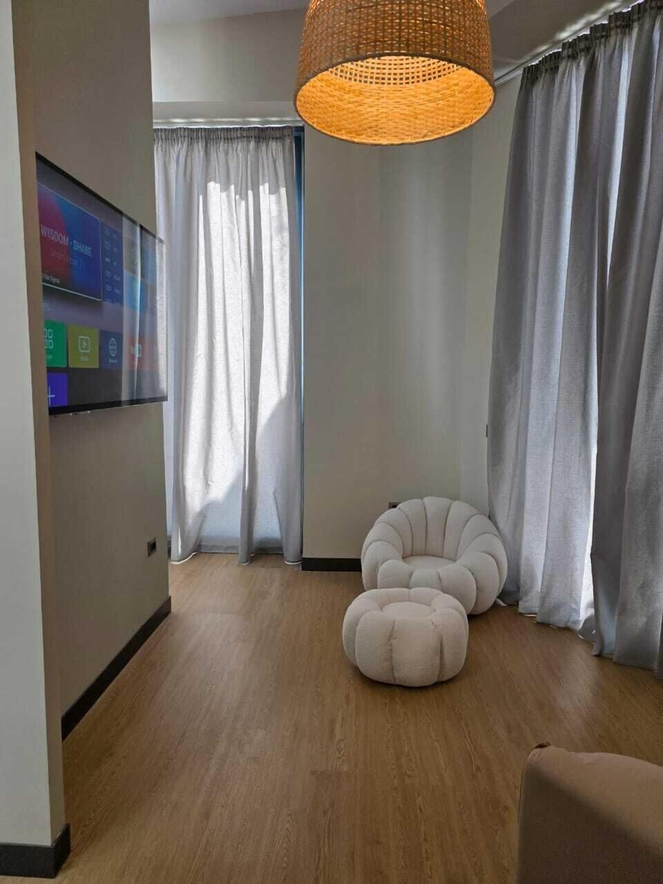 Luxury Suite, Sea View, Poolside | Egyptian cotton sheets, premium bedding, down comforters, minibar