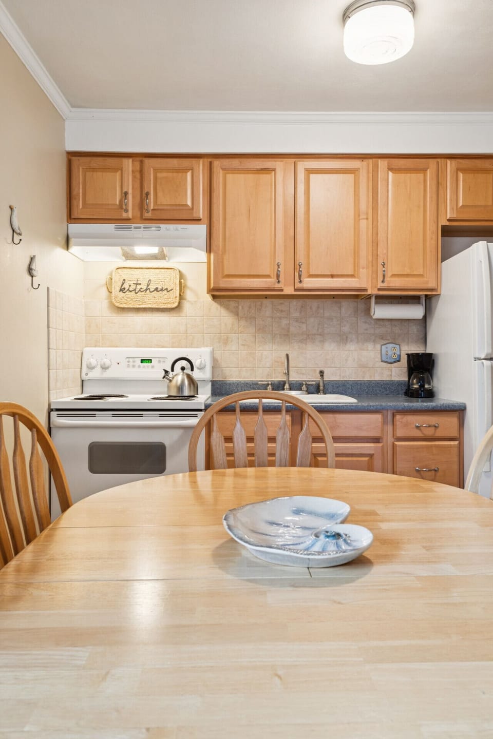 The kitchen has everything you need to prep, store, and clean during your stay!
