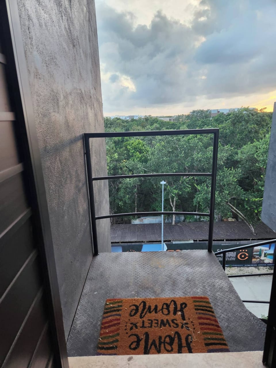 Apartment, 2 Bedrooms, Smoking | Property grounds