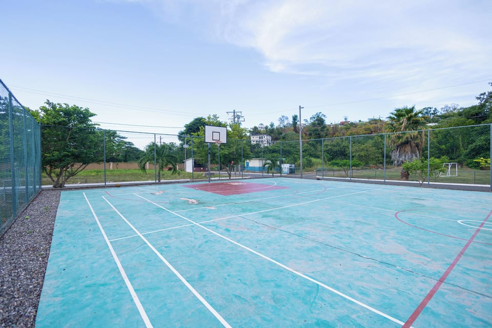 Sport court