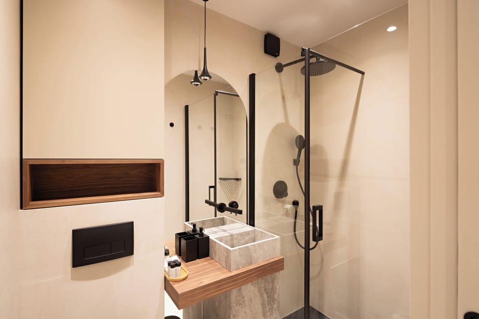 Apartment, Patio, City View | Bathroom