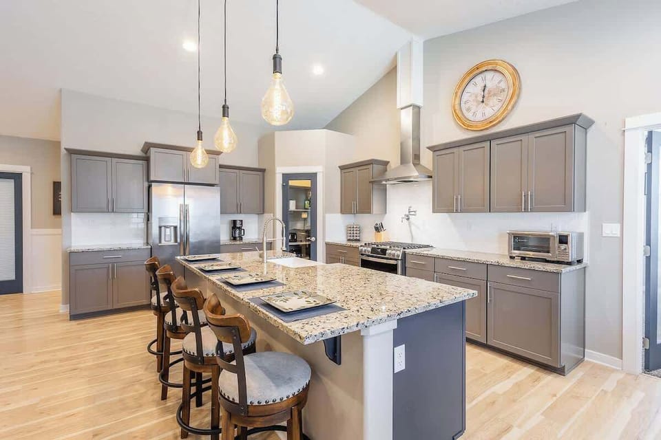Fully equipped kitchen