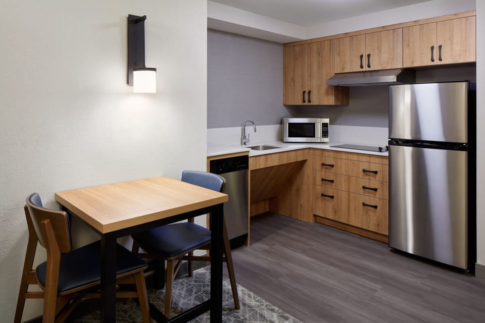 Pillowtop beds, in-room safe, desk, iron/ironing board