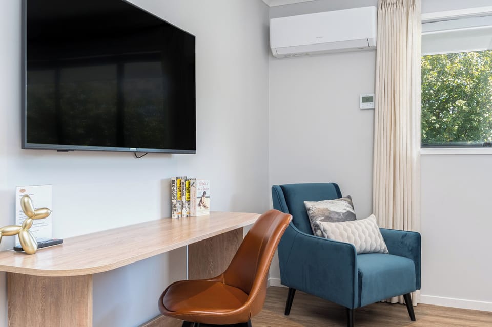 Studio | Desk, laptop workspace, soundproofing, iron/ironing board