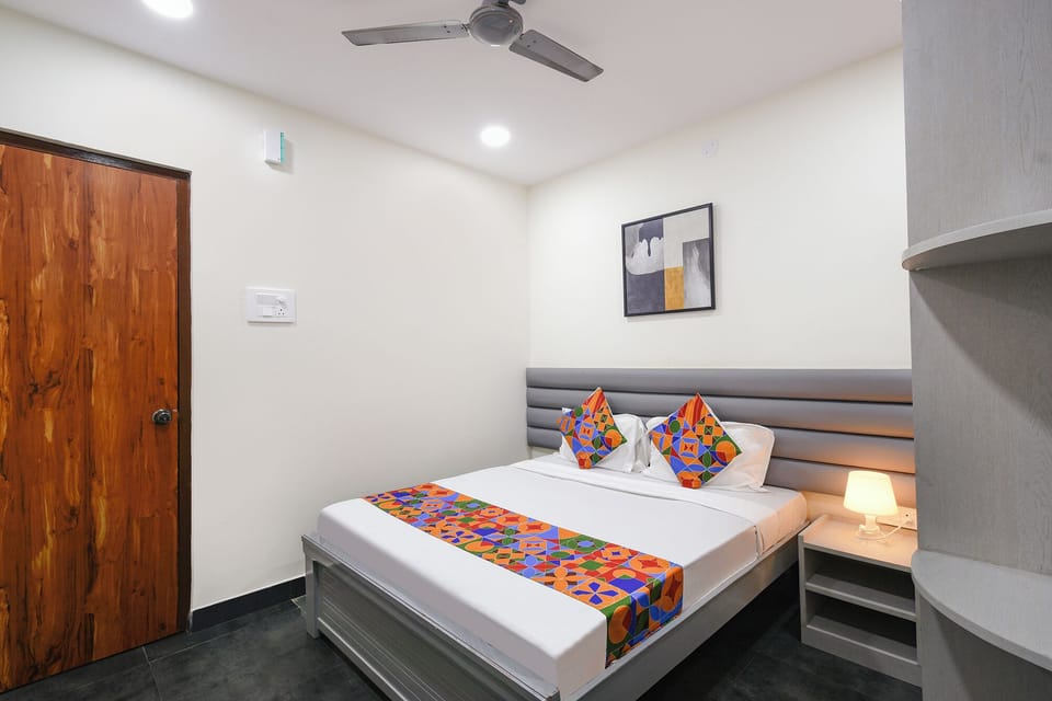 Deluxe Room | Egyptian cotton sheets, premium bedding, in-room safe, free WiFi