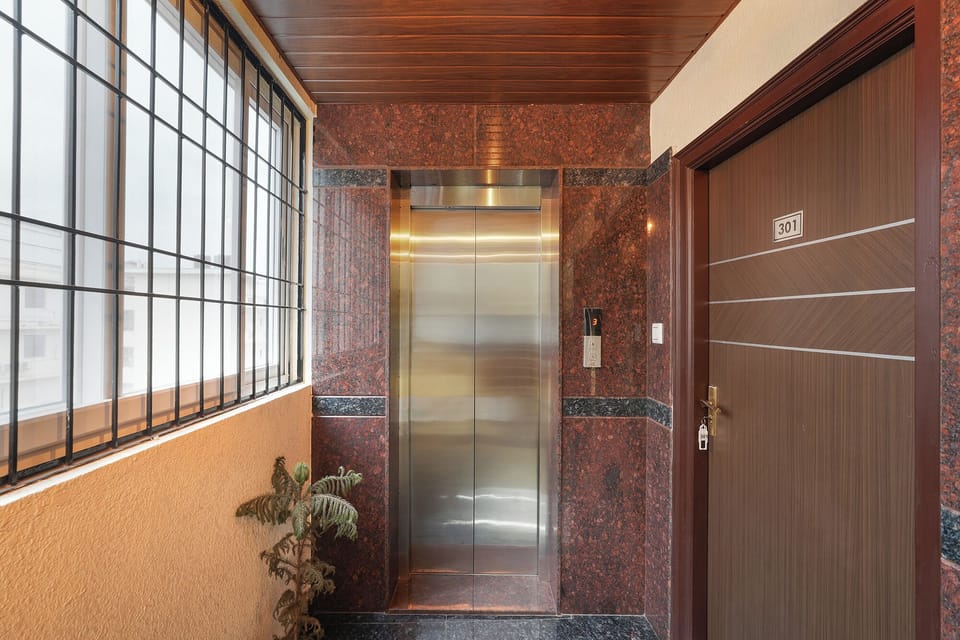 Fabhotel Royal Suites - Bellandur Hotel in Bengaluru