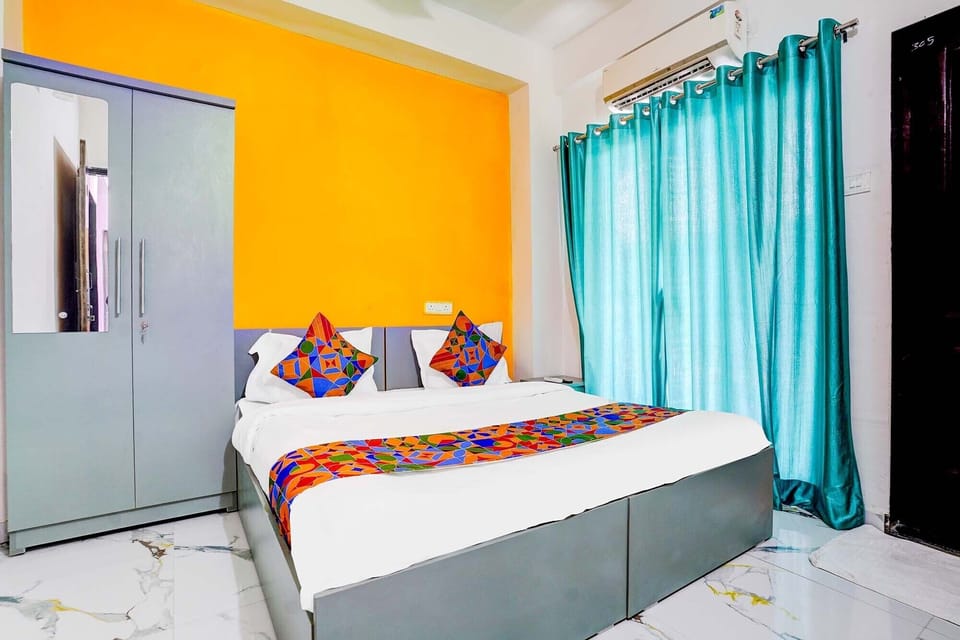 Egyptian cotton sheets, premium bedding, in-room safe, soundproofing