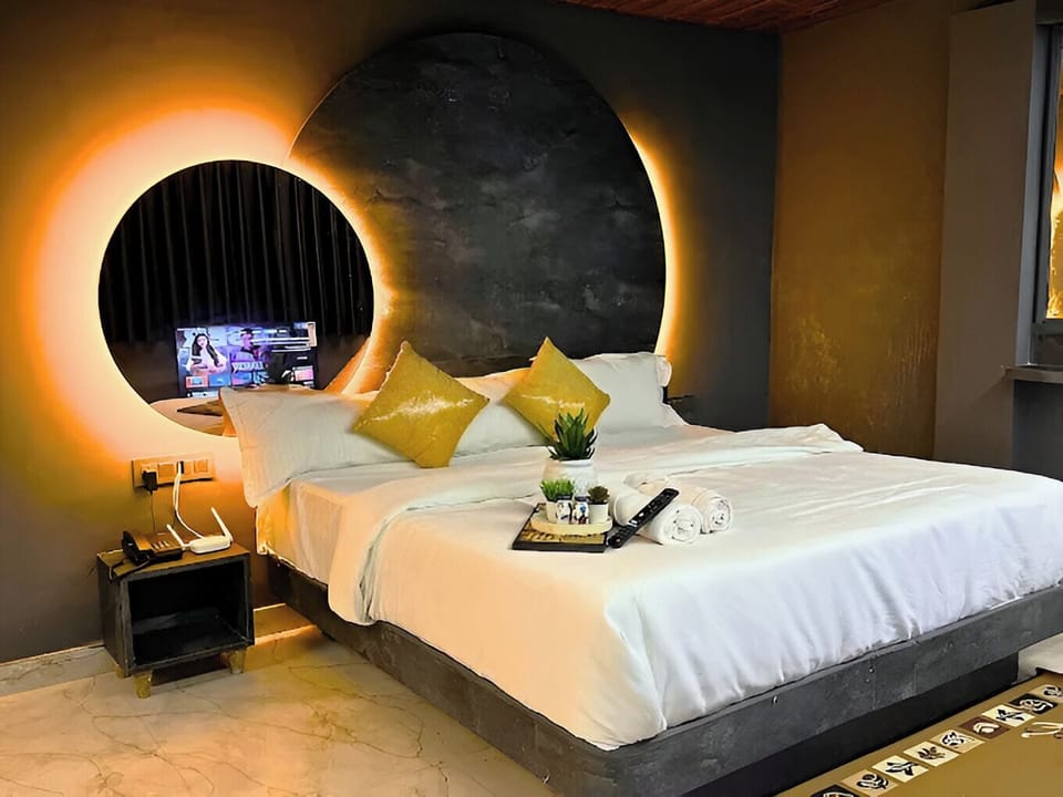WiFi (free), bed sheets