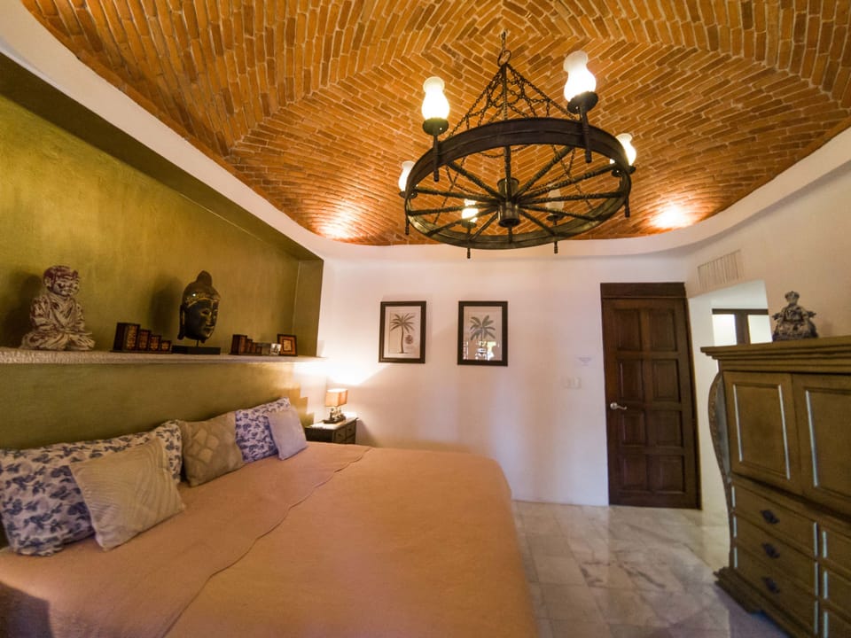 Family Room | Premium bedding, in-room safe, blackout drapes, iron/ironing board