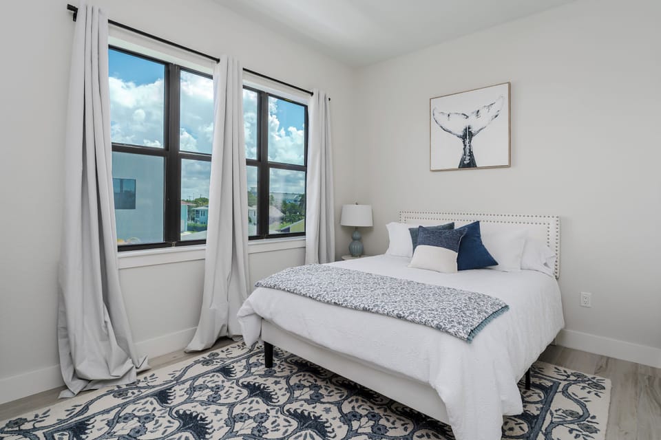 SE Guest Room Enter