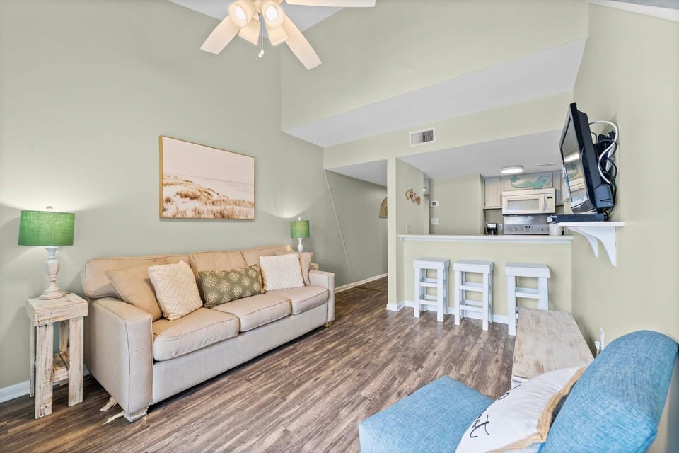 Condo, 1 King Bed with Sofa bed (Sugar Beach 364) | Living area
