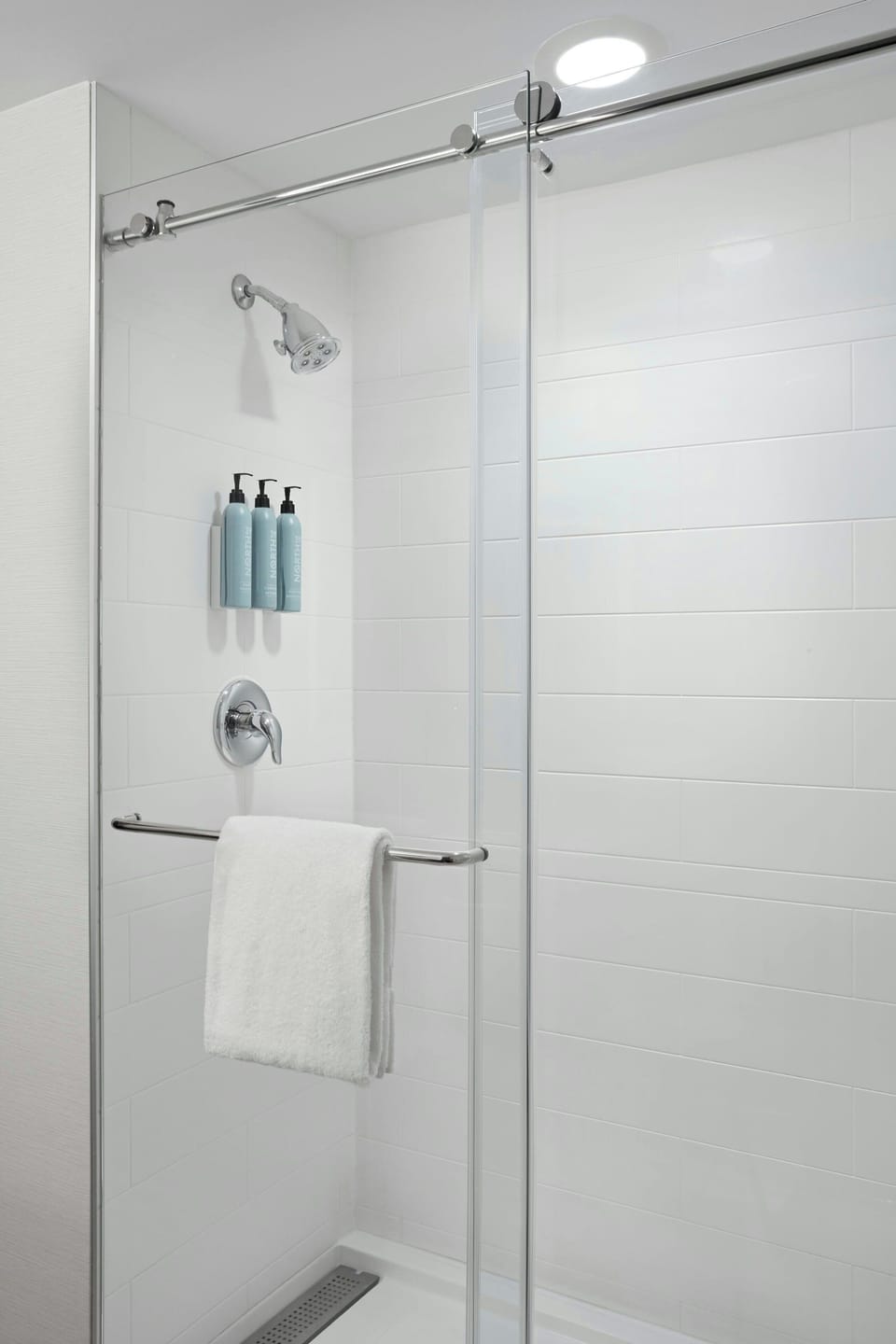 Combined shower/tub, eco-friendly toiletries, hair dryer, towels
