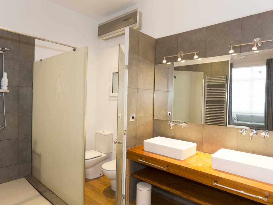 Apartamento de Tres Habitaciones con Terraza 21B Apartment in Barcelona