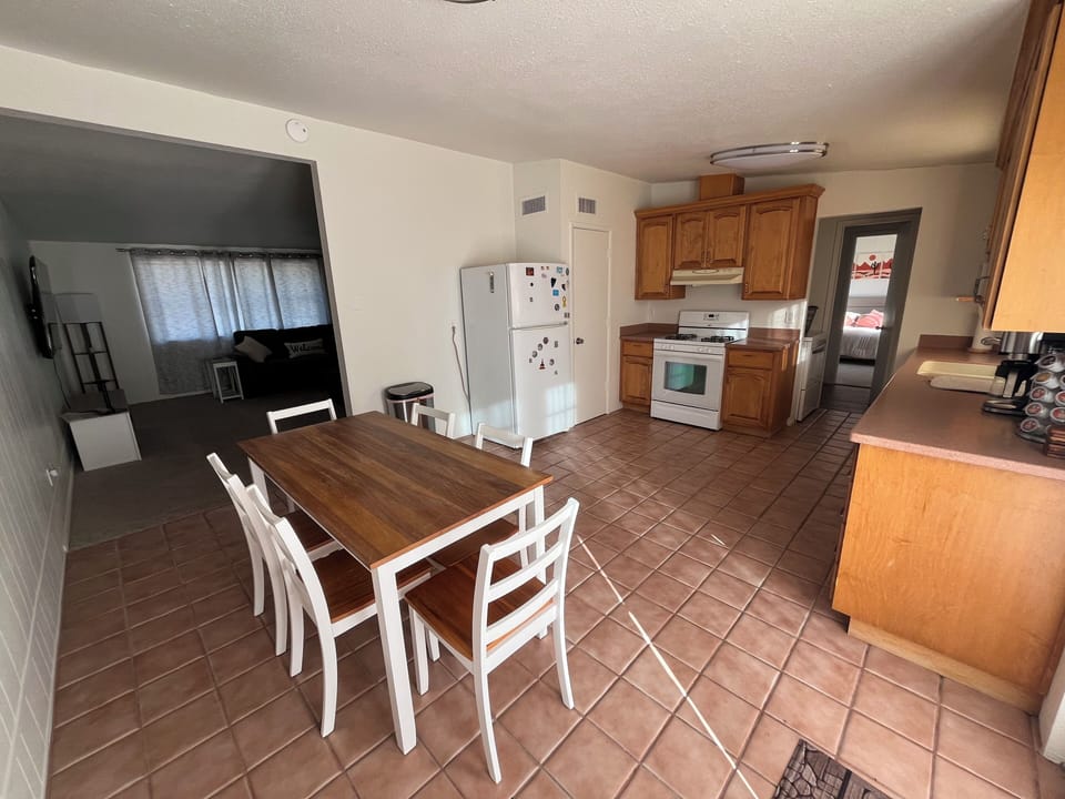 Kitchen 2